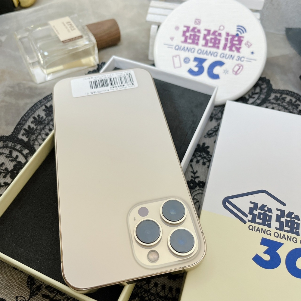 佳里-iPhone13 PRO MAX 256G  金色＃97536 (店家保365天)