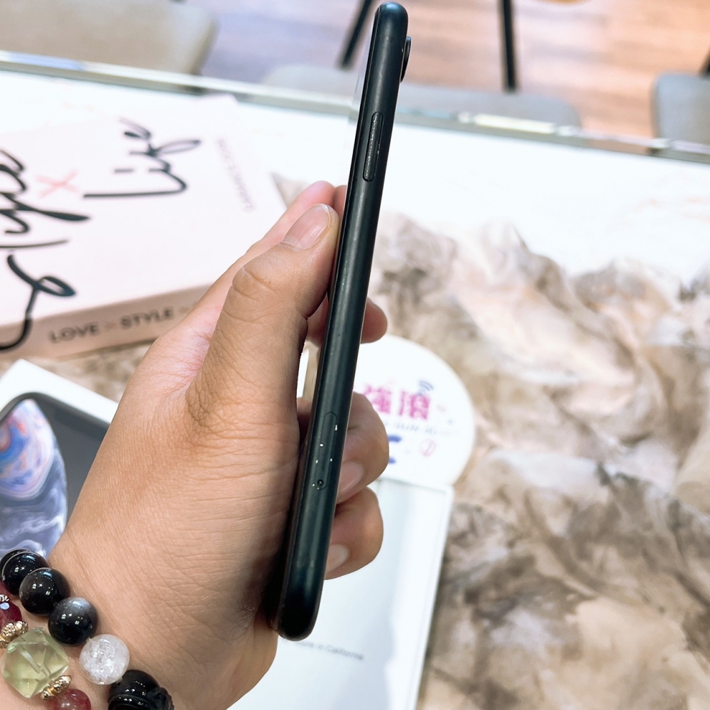 二手 iPhoneXR 128G 黑色*96179(店家保固)