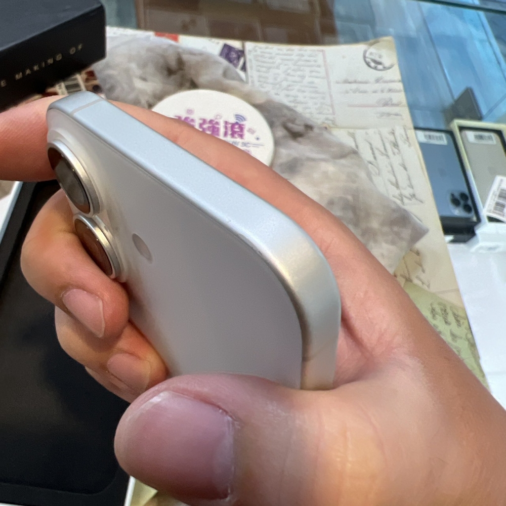 二手 iPhone16 256G 白色*66021(店家保固)