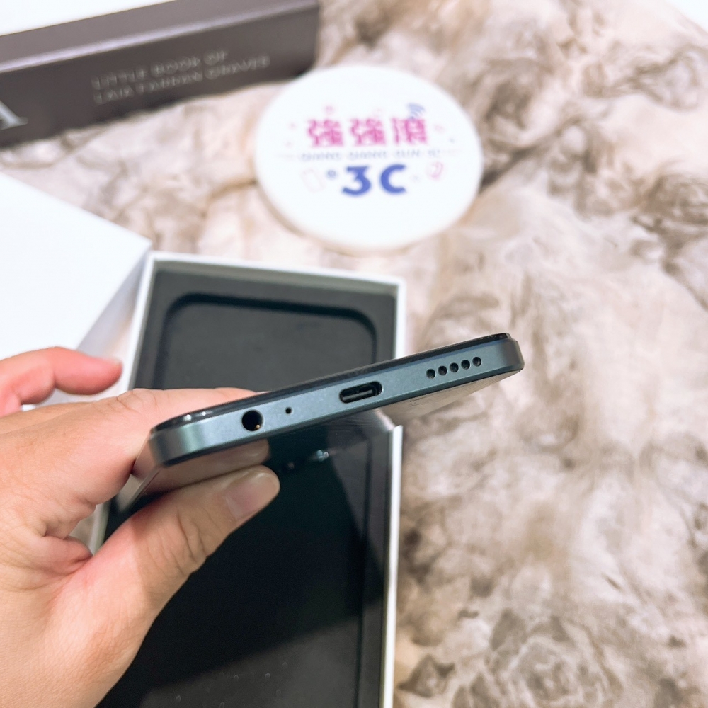 二手VIVO Y16 4+64G 黑*94988(店保7天)