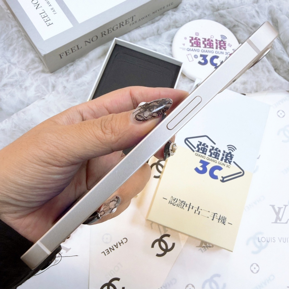 歸仁-iPhone 13 128 白色*48886(店家保365天)