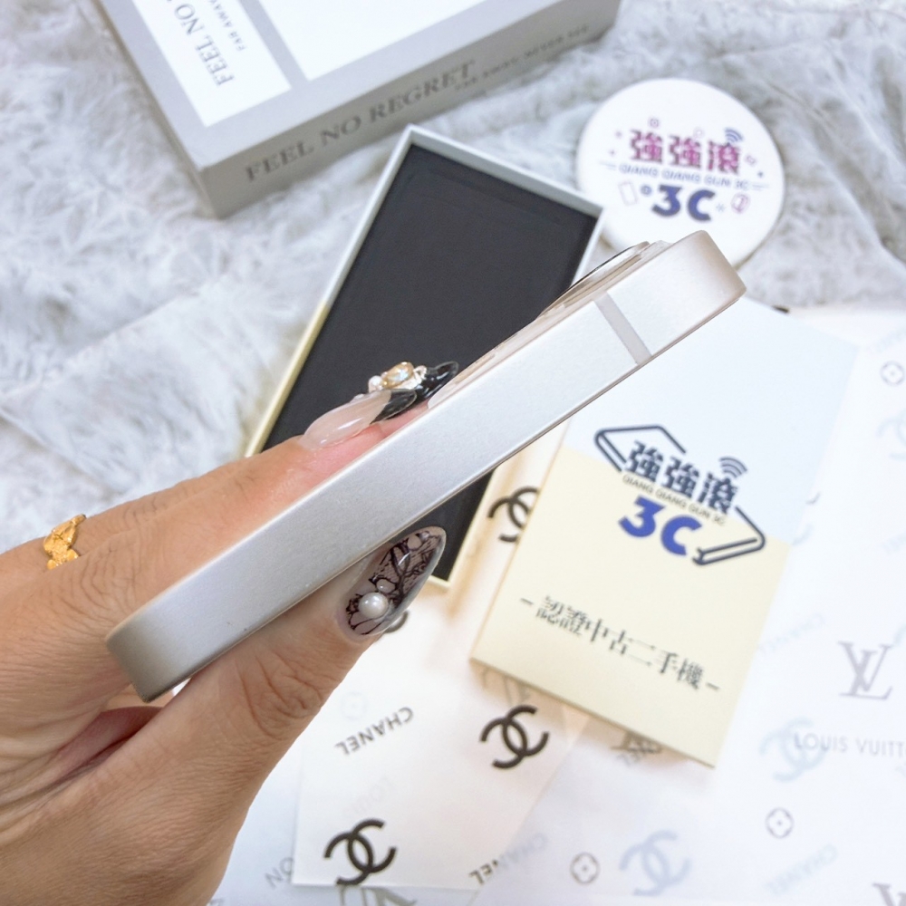 歸仁-iPhone 13 128 白色*48886(店家保365天)