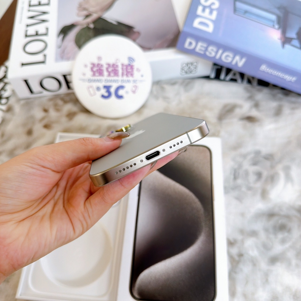 鹽行-二手 15 pro max 512G 原色#37793(店家保固365天)