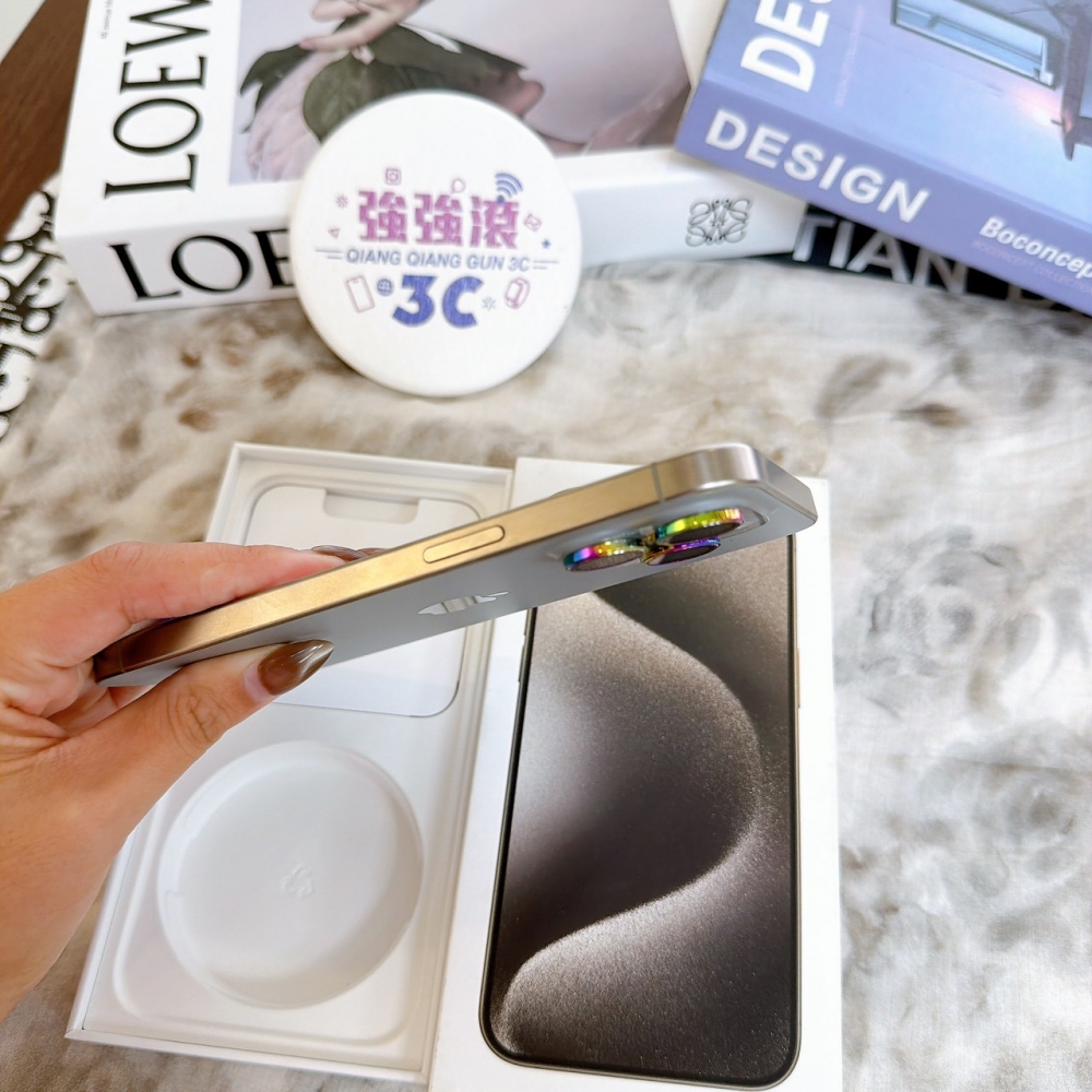 鹽行-二手 15 pro max 512G 原色#37793(店家保固365天)