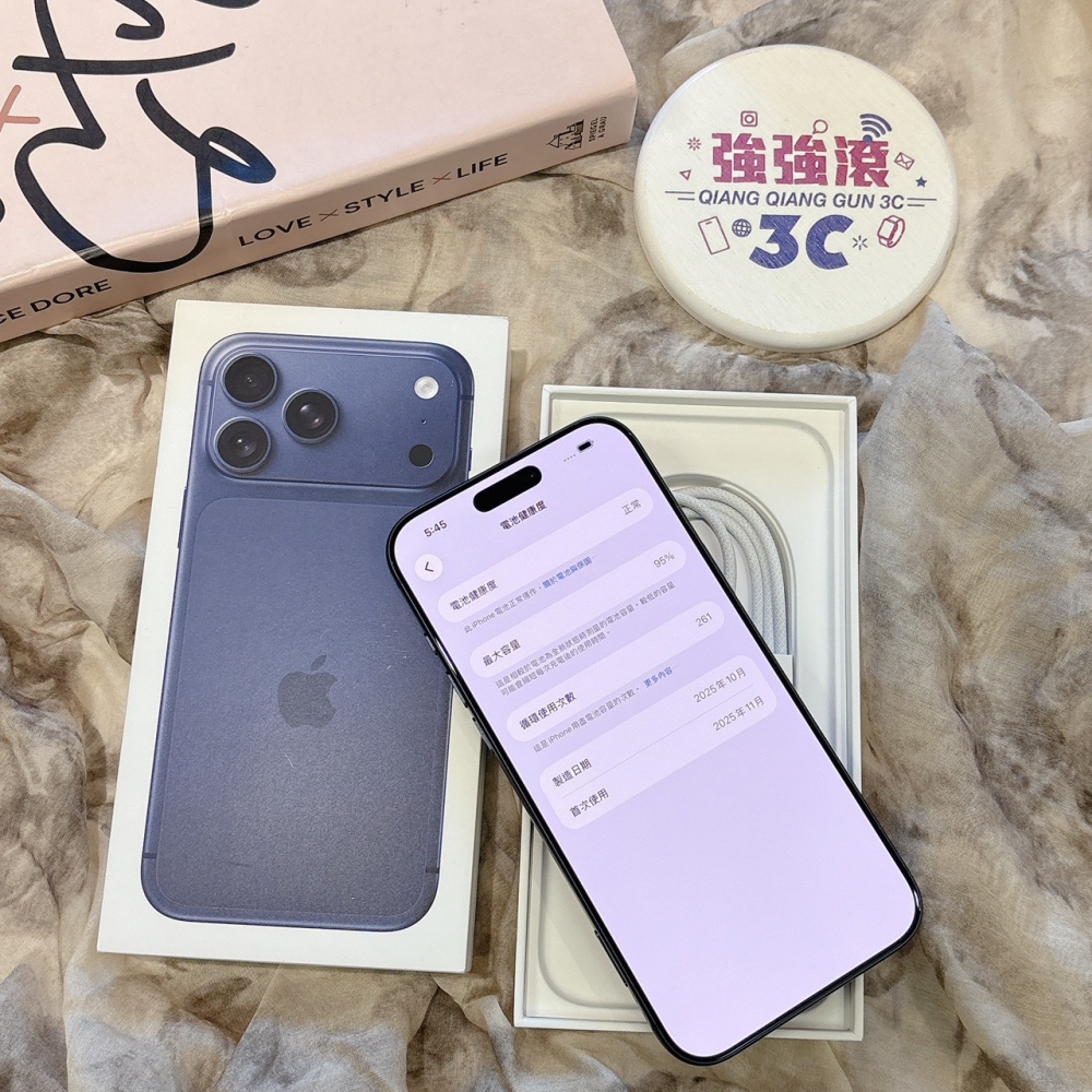 二手 iPhone17 Pro Max 256G 藍色 #52499（原廠保固）