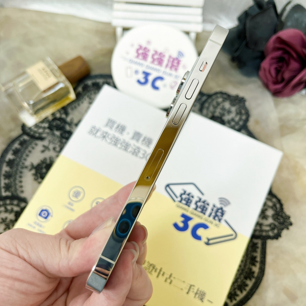 佳里-iPhone14 PRO 128G  銀色＃14633 (店家保365天)