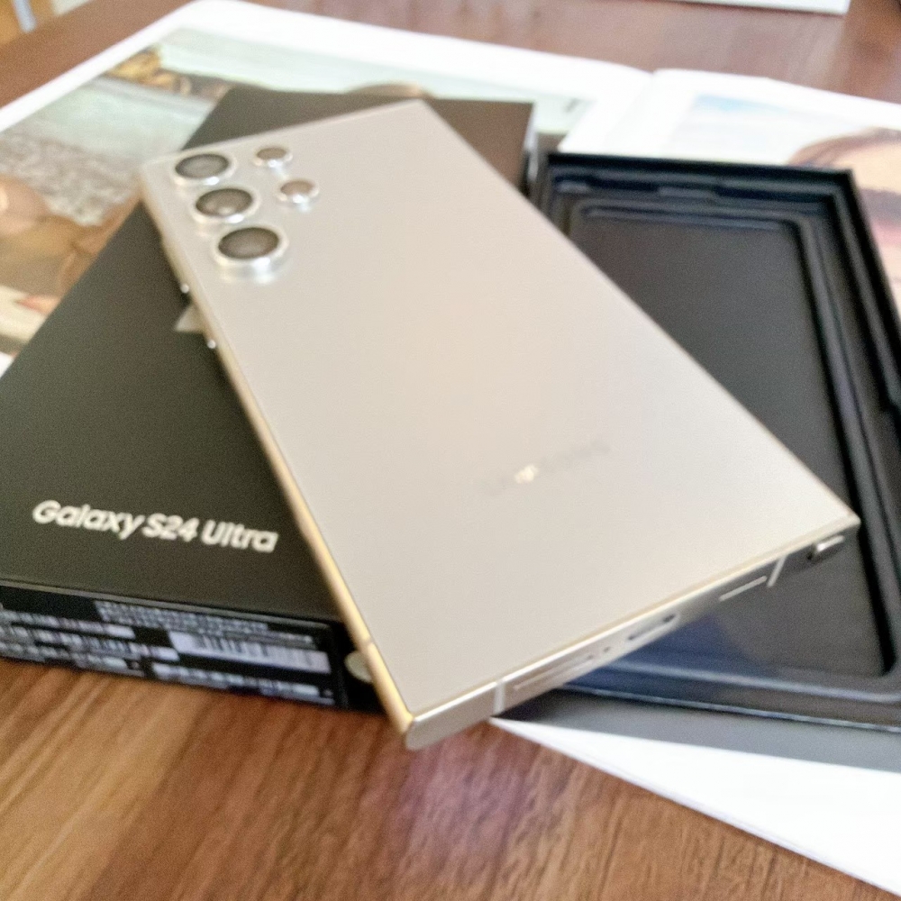鹽行-二手 三星S24 ULTRA 256G 原色 #06481（店家保固90天）