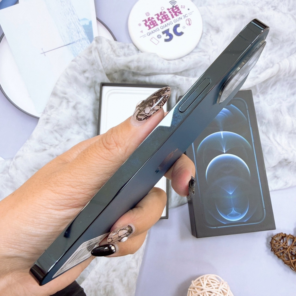 歸仁-iPhone 12 Pro 128G 藍色*90221（店家保90天）