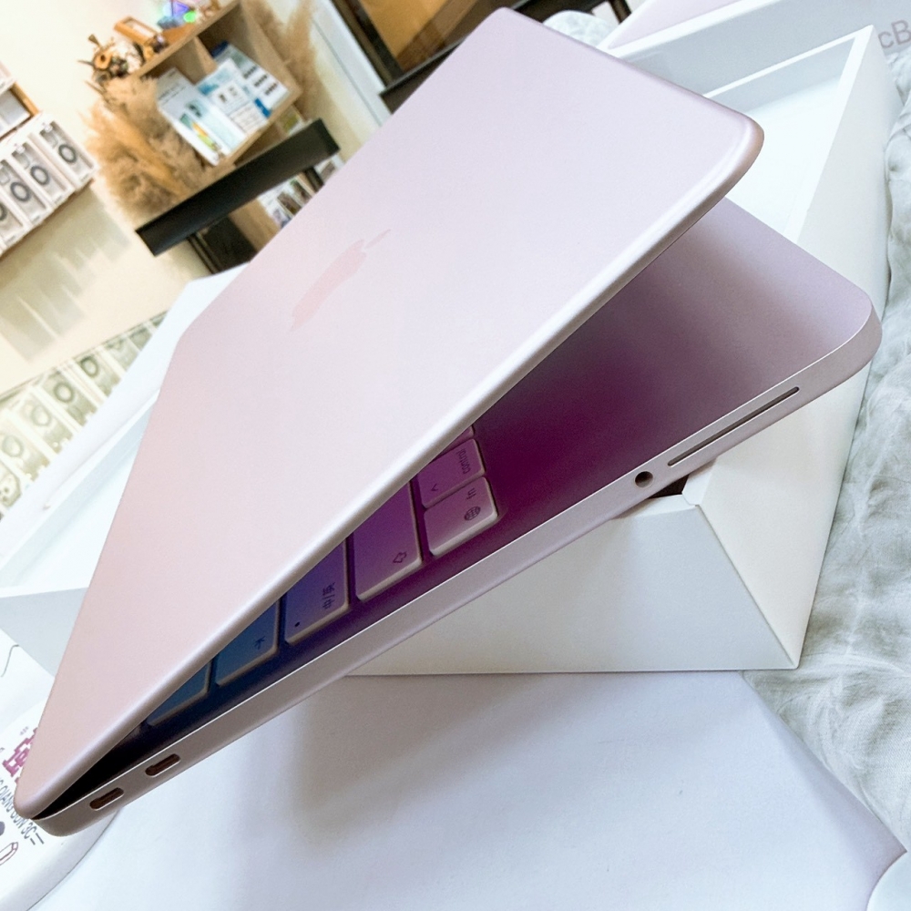 歸仁-Macbook neo 13吋 A18 pro 256G 粉色*L4X1W（原廠保內）