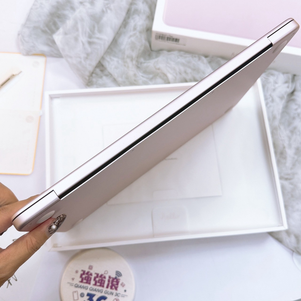 歸仁-Macbook neo 13吋 A18 pro 256G 粉色*L4X1W（原廠保內）