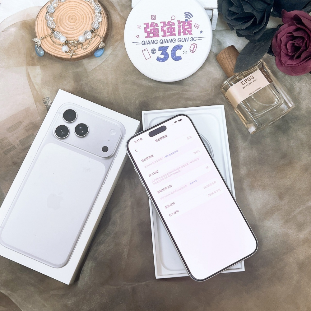 佳里-二手iPhone17Promax 256G 銀色*72788（原廠保固）