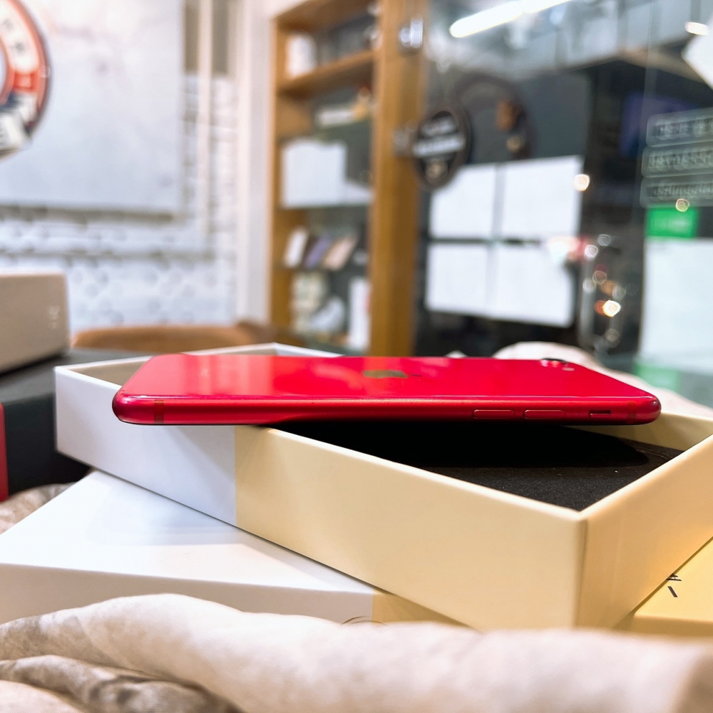 二手 iPhone SE2 128G 紅色*17520(店家保固)