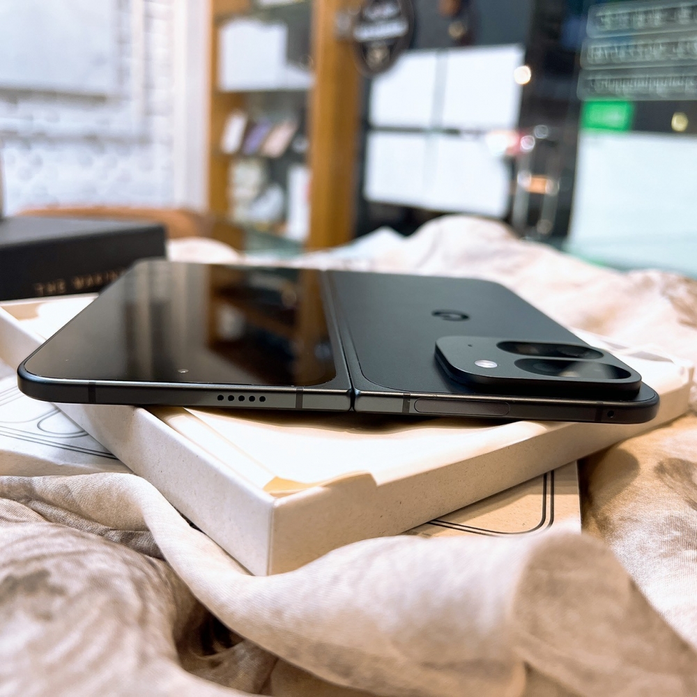 二手 GOOGLE PIXEL 9 PRO FOLD 16/256G 黑色 #66222 (店家保固90天)