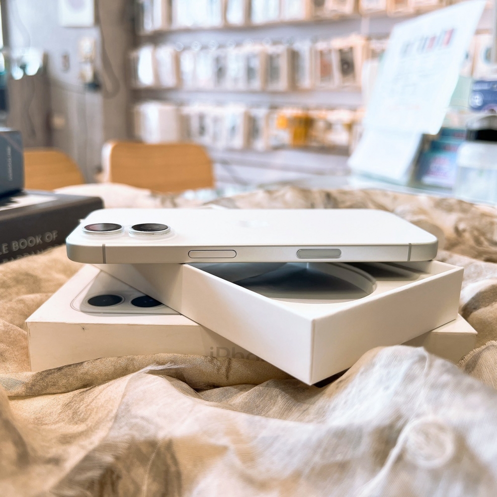 二手 iPhone16 256G 白色*65957（店家保固）
