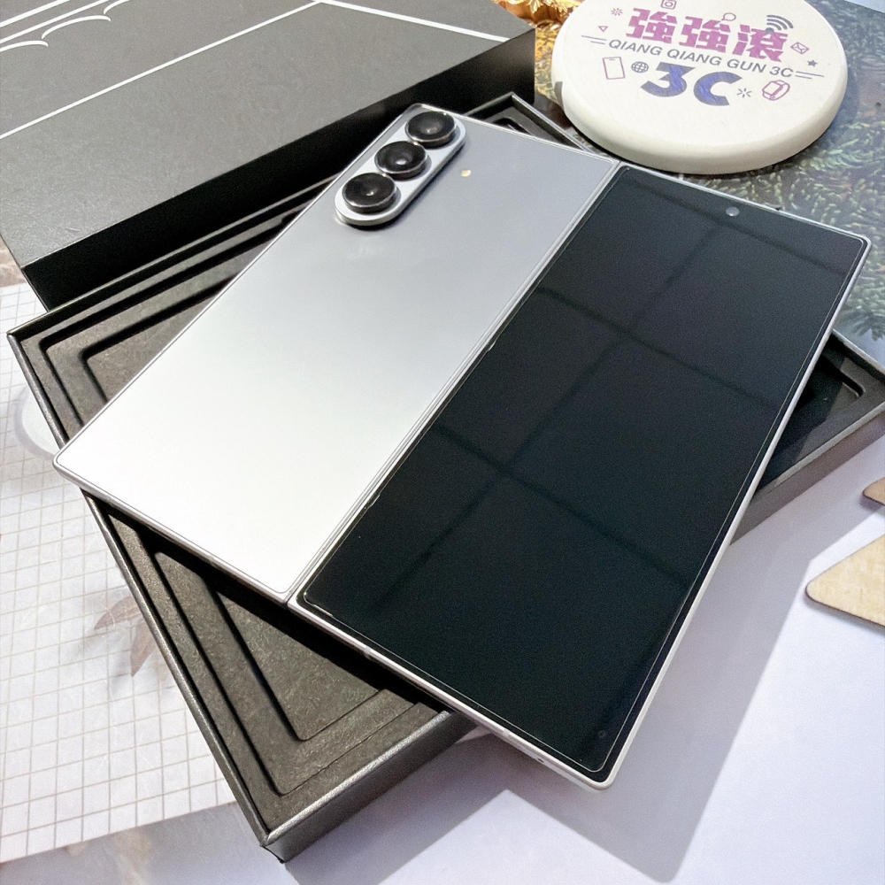 善化-二手 三星Z Fold7 12+256G 銀色#21303 （原廠保固）