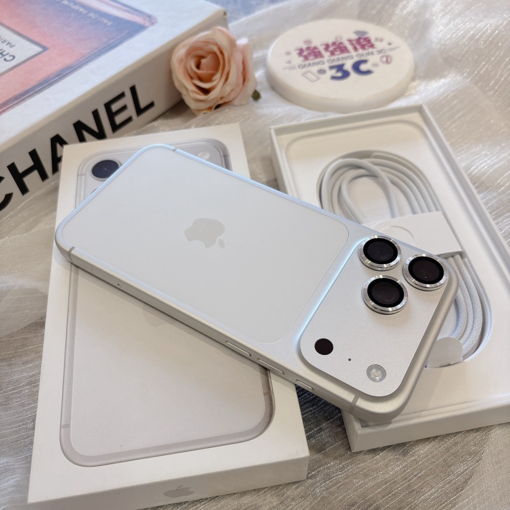 二手 iPhone17ProMax 256G 銀色*80530（原廠保固）