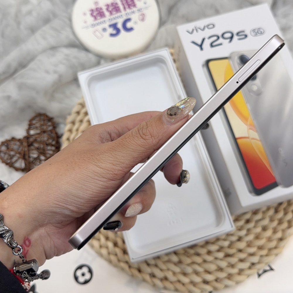 歸仁- 二手VIVO Y29S 6+128 白銀色*21549(店家保90天)