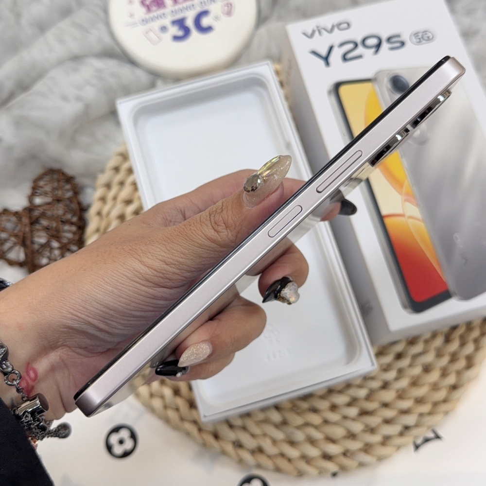 歸仁- 二手VIVO Y29S 6+128 白銀色*21549(店家保90天)