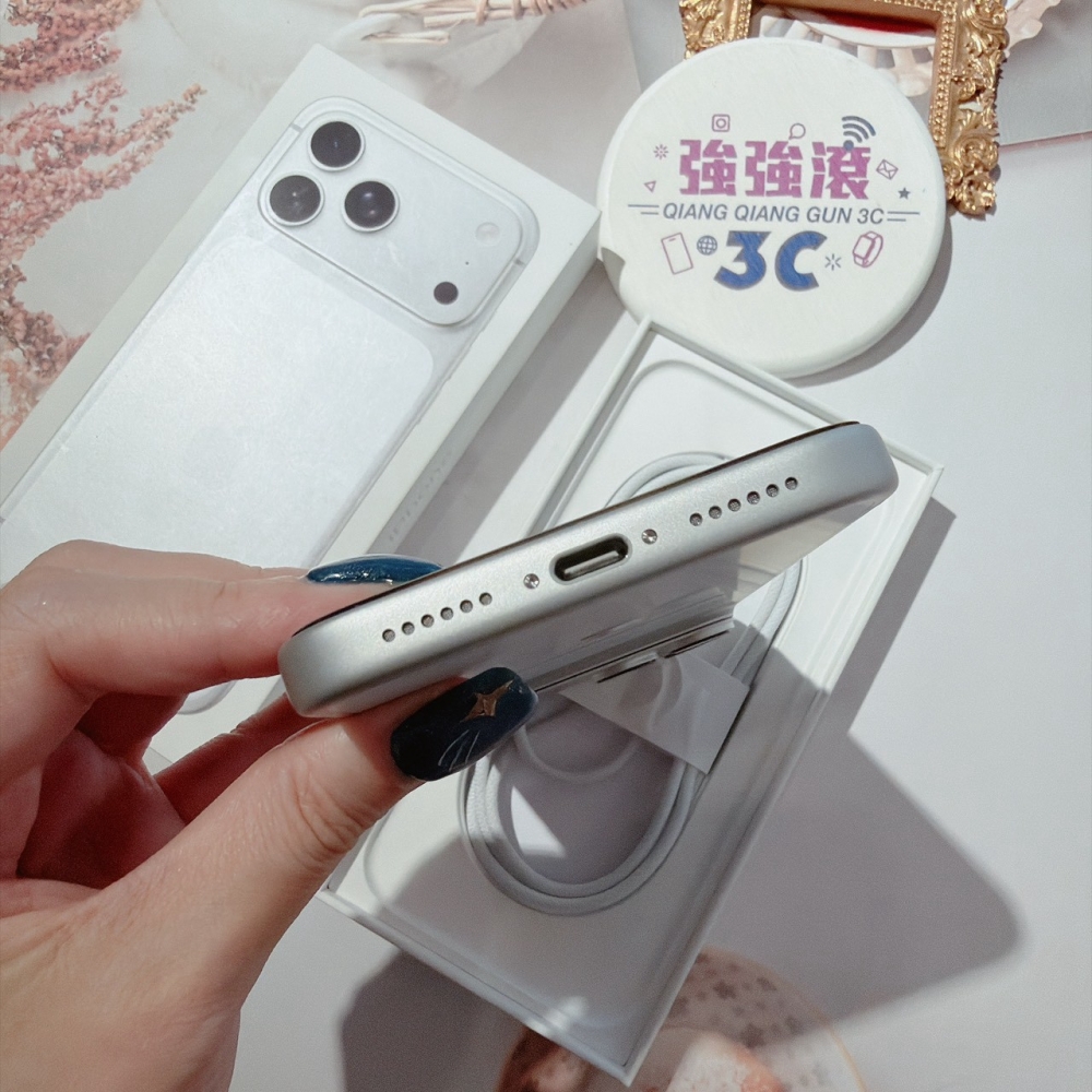 善化-二手iPhone17 PRO MAX 256G 銀色 #93987(原廠保固)