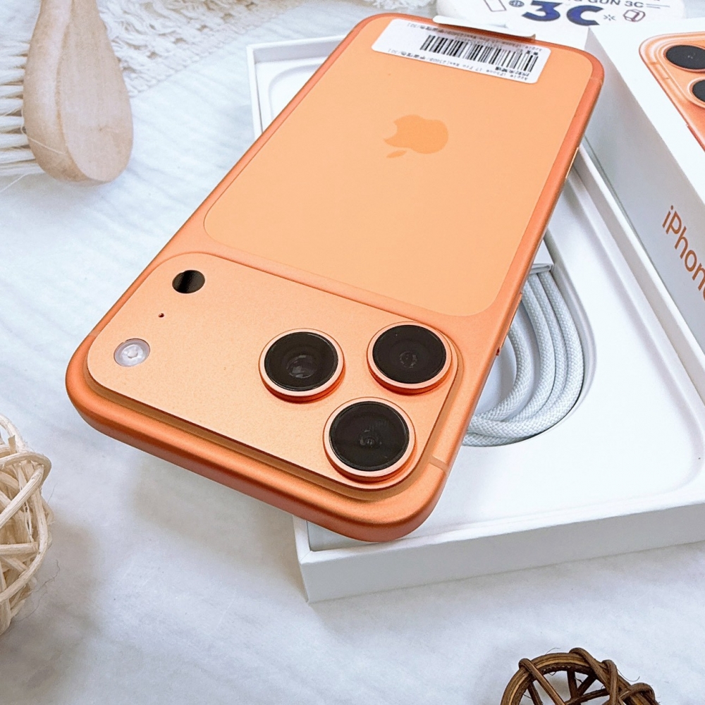 歸仁- 二手 iPhone 17 pro max 256G 橘色*48666(原廠保內)