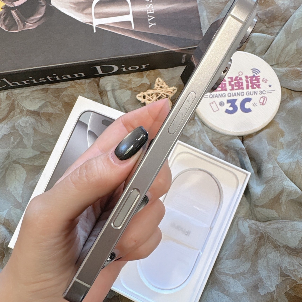 二手 iPhone16Pro 256G 白色*62122(店家保固)