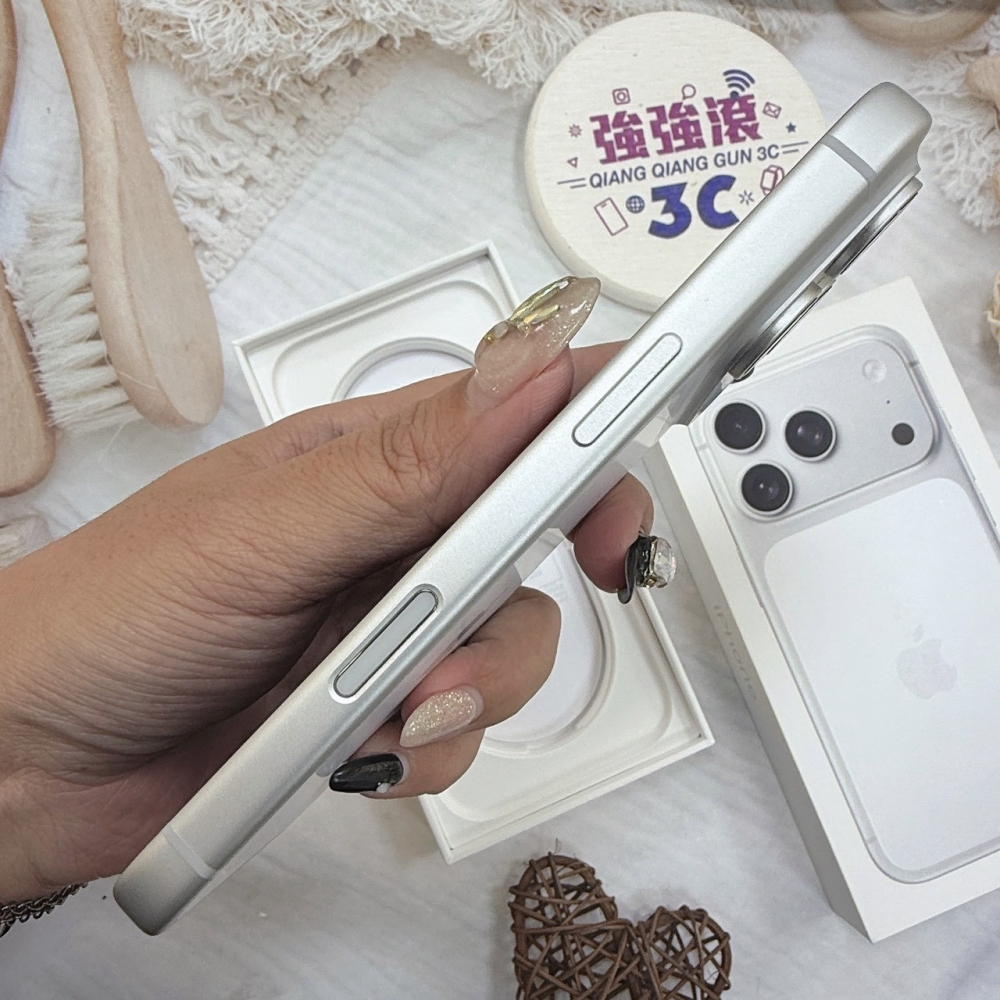 善化-二手iPhone17 PRO 256G 銀色 #81756（原廠保固）