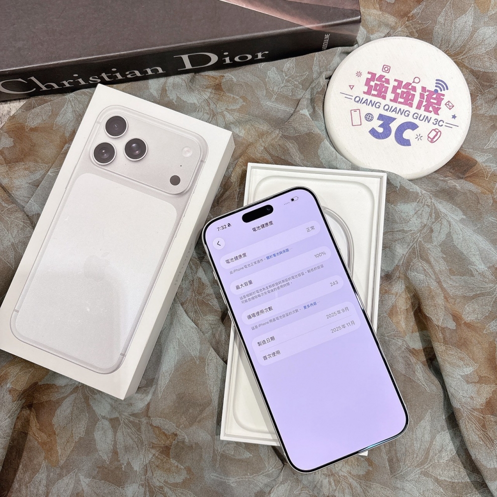 二手 iPhone17Promax 512G 銀色*02845（原廠保固）