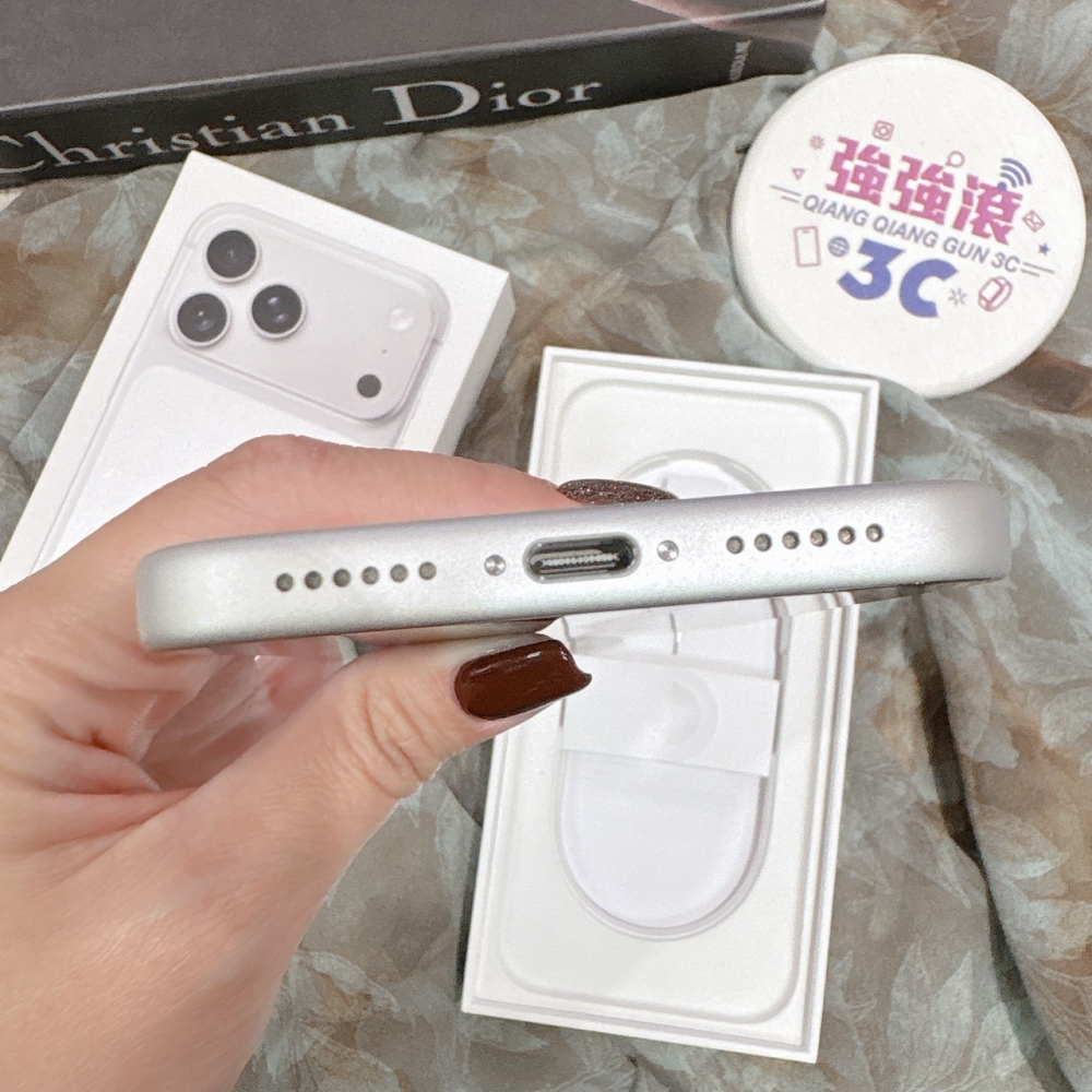 二手 iPhone17Promax 512G 銀色*02845（原廠保固）