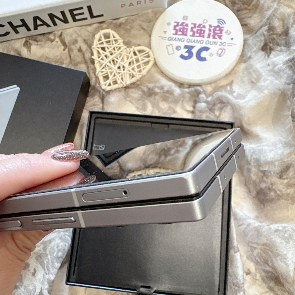 二手 Z Fold6 12+512G 銀色# 64299(店家保固90天)
