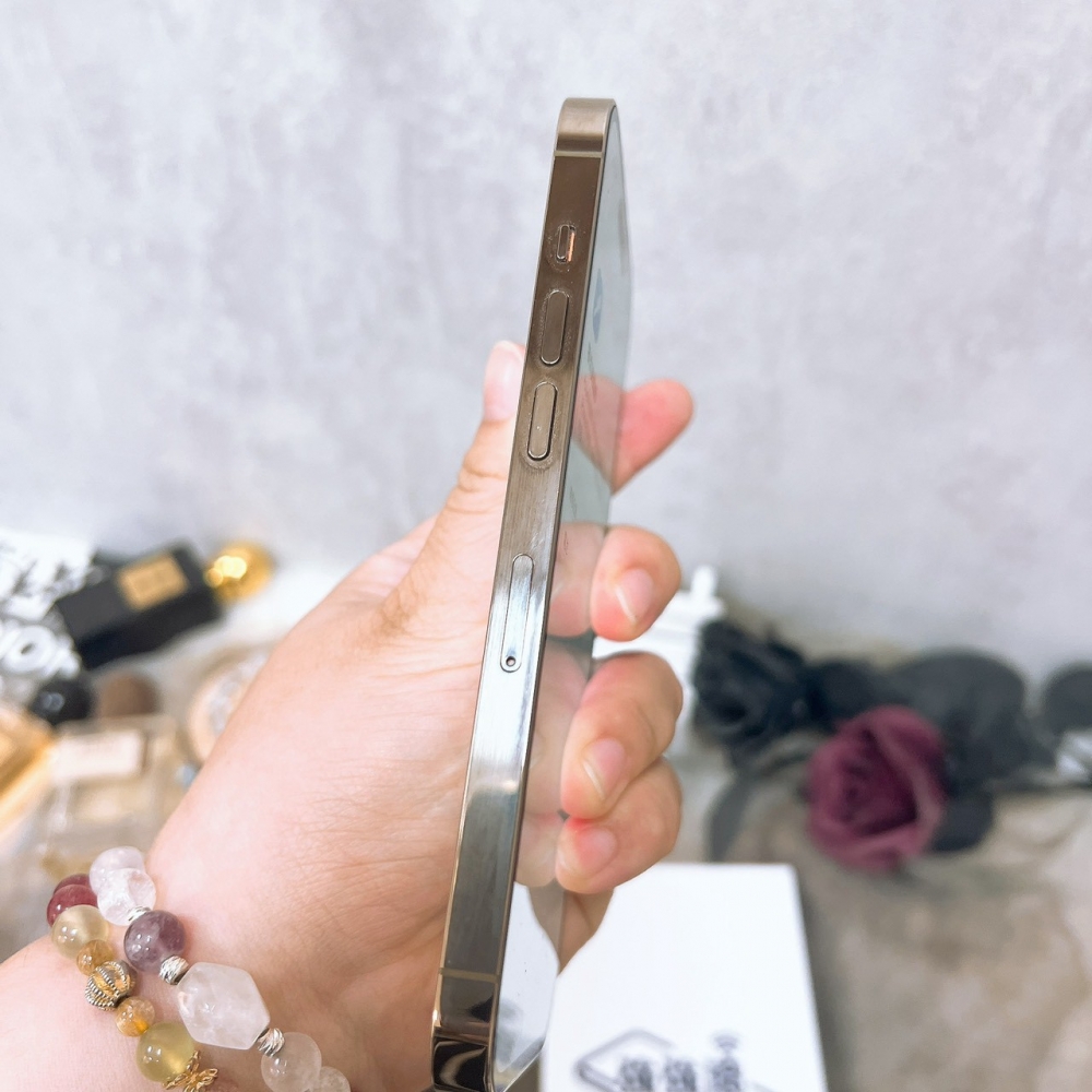 佳里-二手iPhone14 PRO 128G 金色 #49077(店保365天)