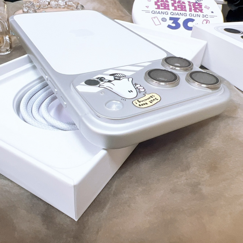 佳里-二手iPhone 17 pro max 256G 銀色*74170（原廠保內）