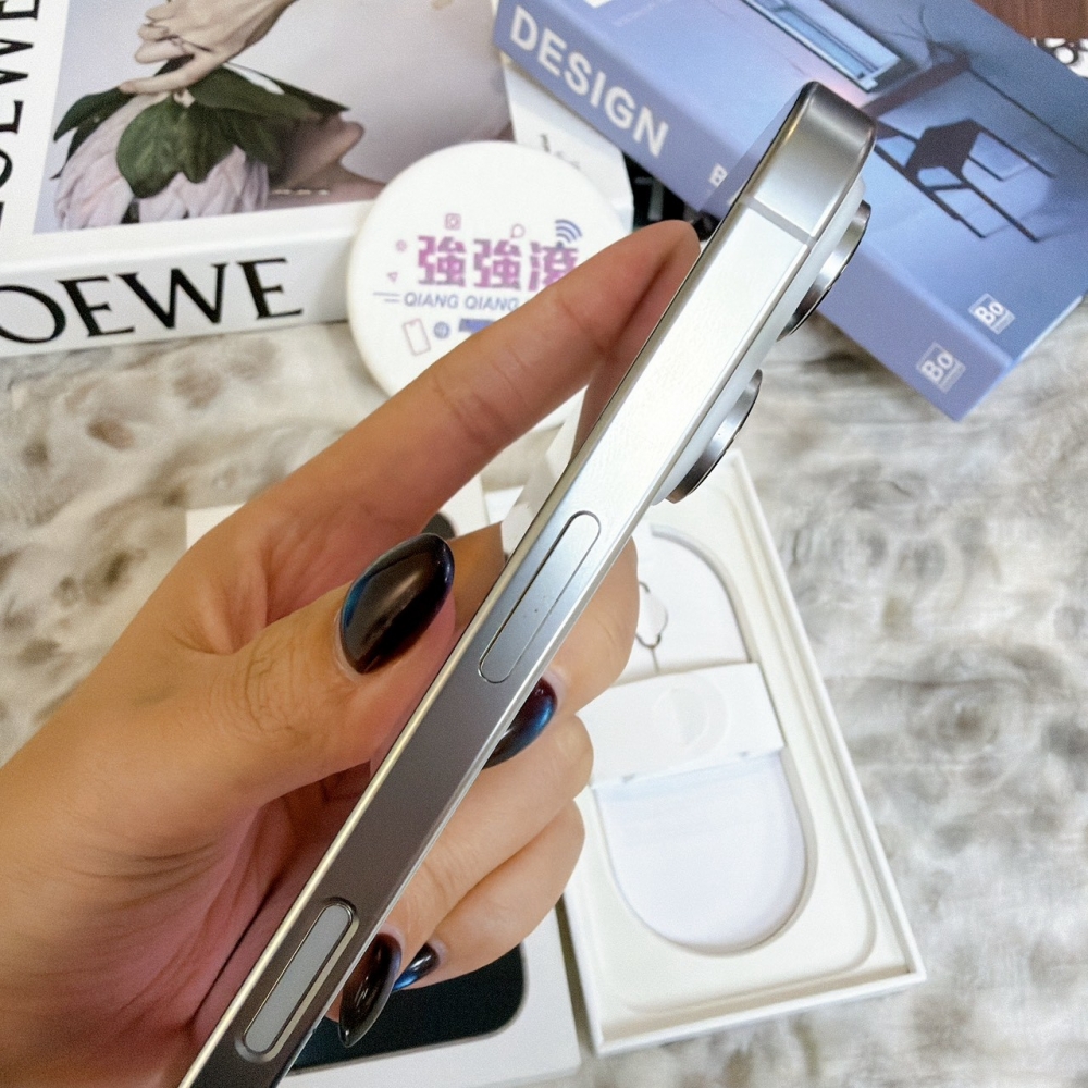 鹽行-二手 16 pro 128G 白色 #57453（店家保固）