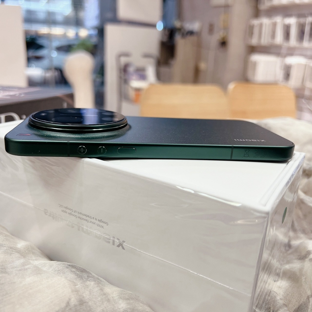 二手 小米 17Ultra 16+1TB 綠色*01720(原廠保固)