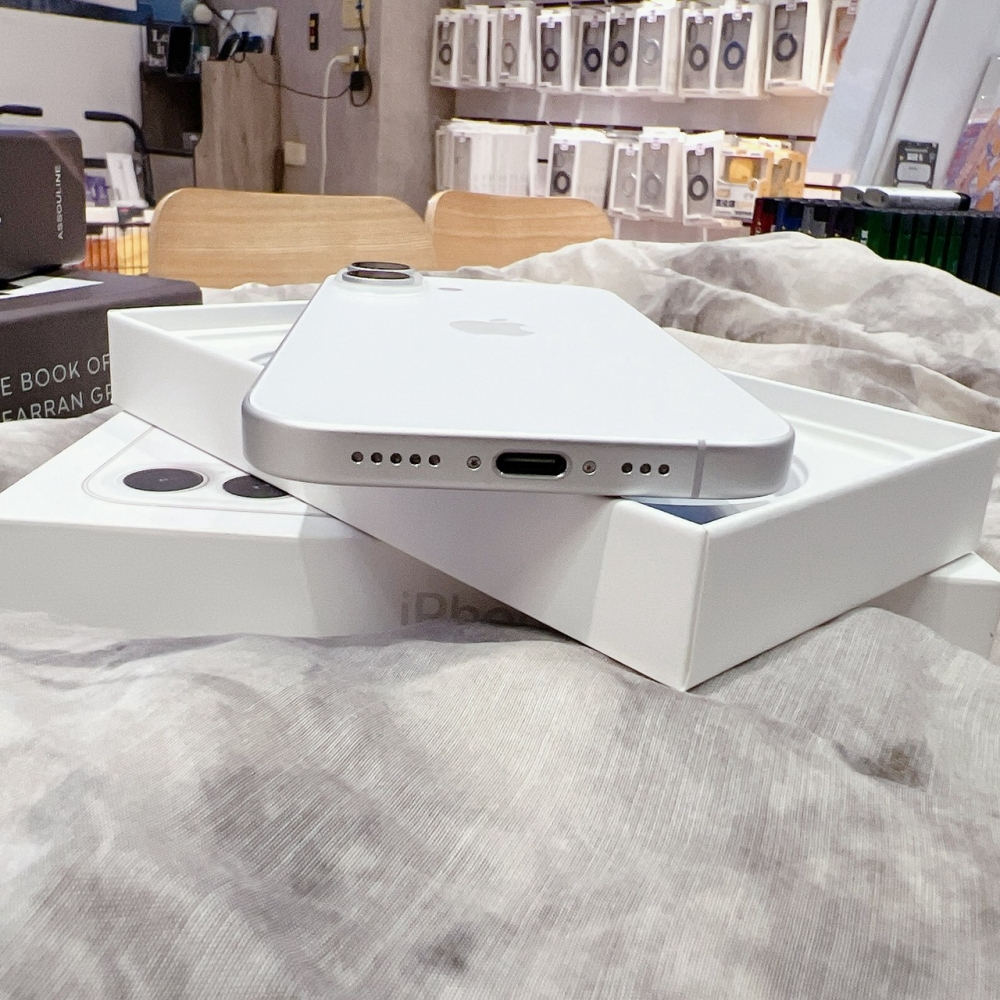 二手 iPhone16 128G 白色*32213（店家保固）
