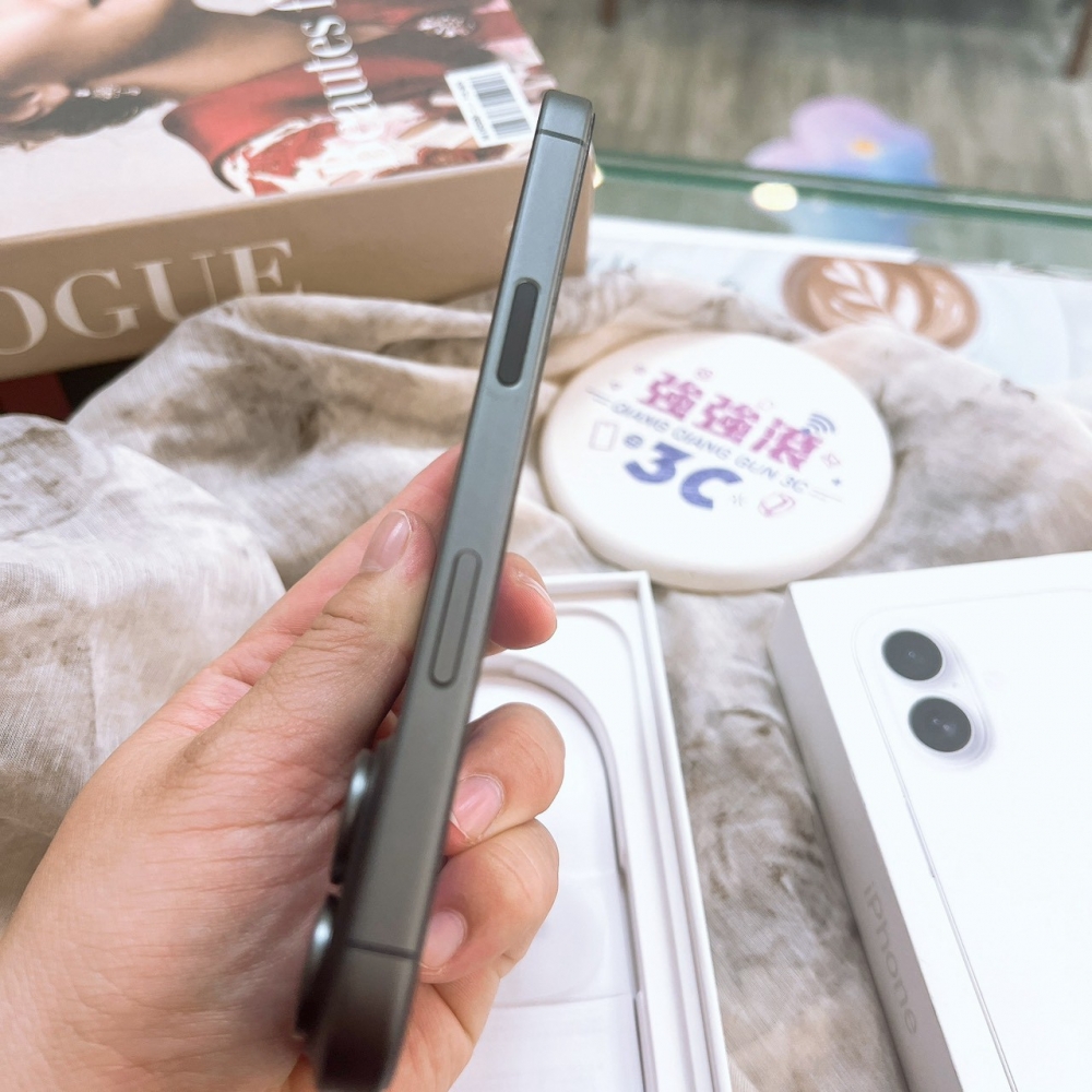 二手 iPhone17 256G 黑色*11942(原廠保固)