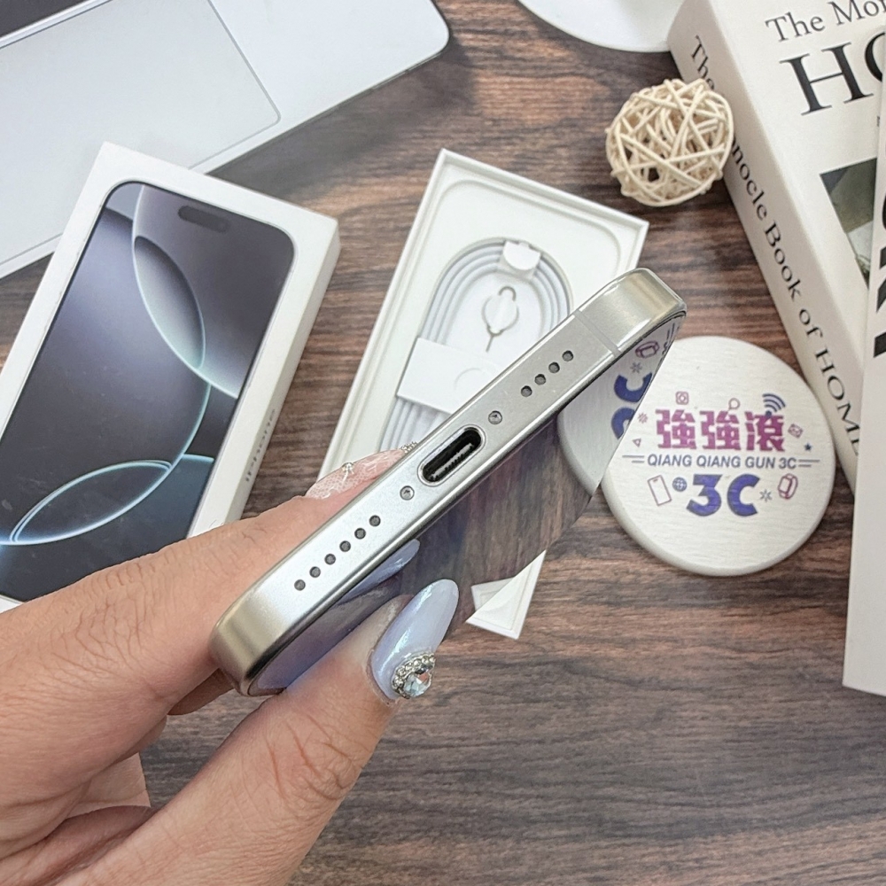 歸仁- 二手 iPhone 16 pro max 512G 白色*86028(店家保365天)