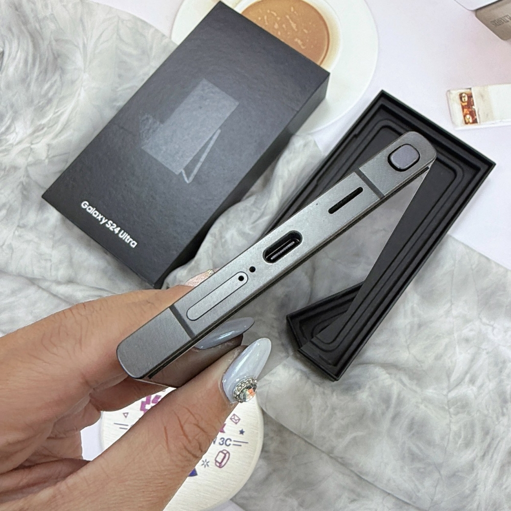 歸仁- 二手三星 S24 Ultra 12+512G 鈦黑色*61285(店家保90天)