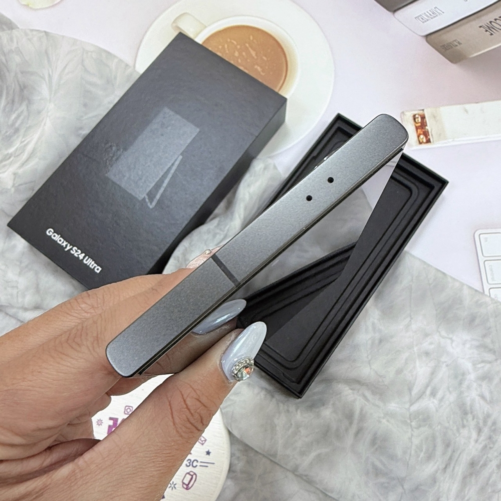 歸仁- 二手三星 S24 Ultra 12+512G 鈦黑色*61285(店家保90天)