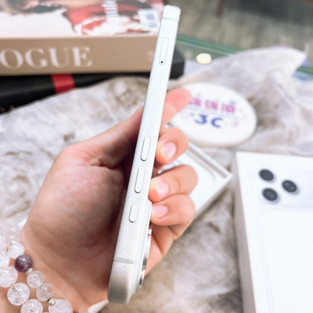 二手-iPhone17 Pro 256G 銀色#55197（店家保固365天）
