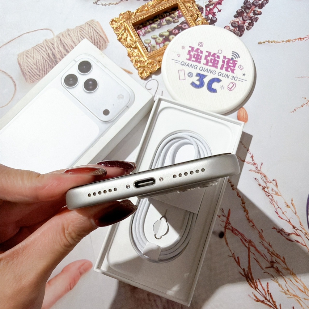 善化-二手 iPhone17 Pro Max 256G 銀色#03567(原廠保固)
