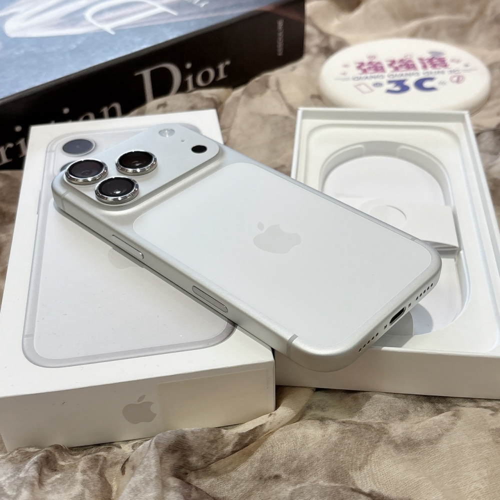 二手 iPhone17Pro 256G 銀色*01209(店家保固)