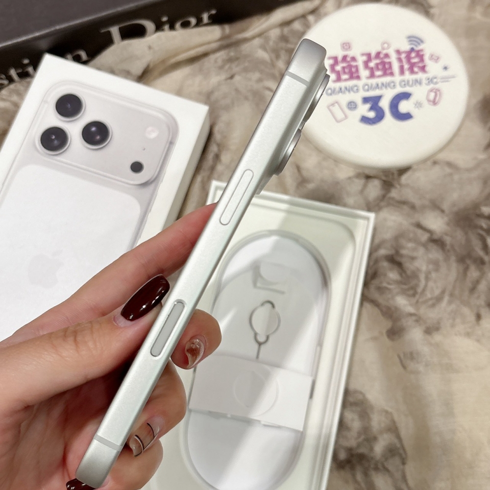 二手 iPhone17Pro 256G 銀色*83704(店家保固)