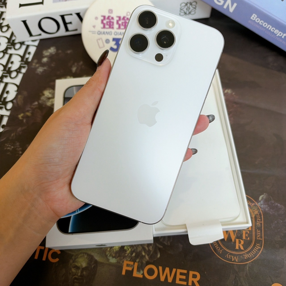 鹽行-二手 16 pro MAX 256G 白色 #87453(店家保固)