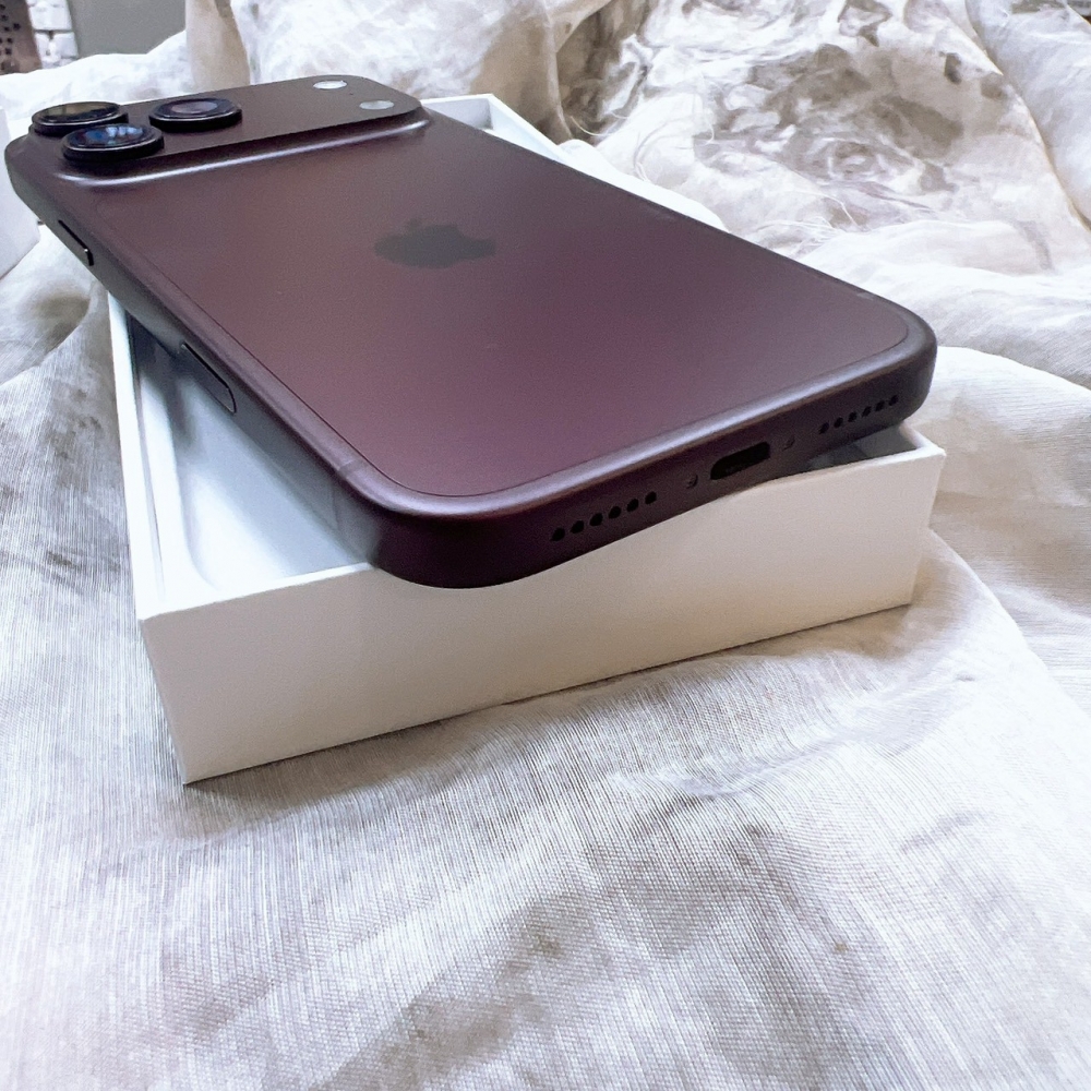 二手 iPhone18Pro Max 2TB 紅色*64528(原廠保固)