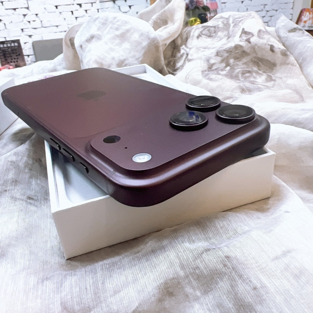 二手 iPhone18Pro Max 2TB 紅色*64528(原廠保固)