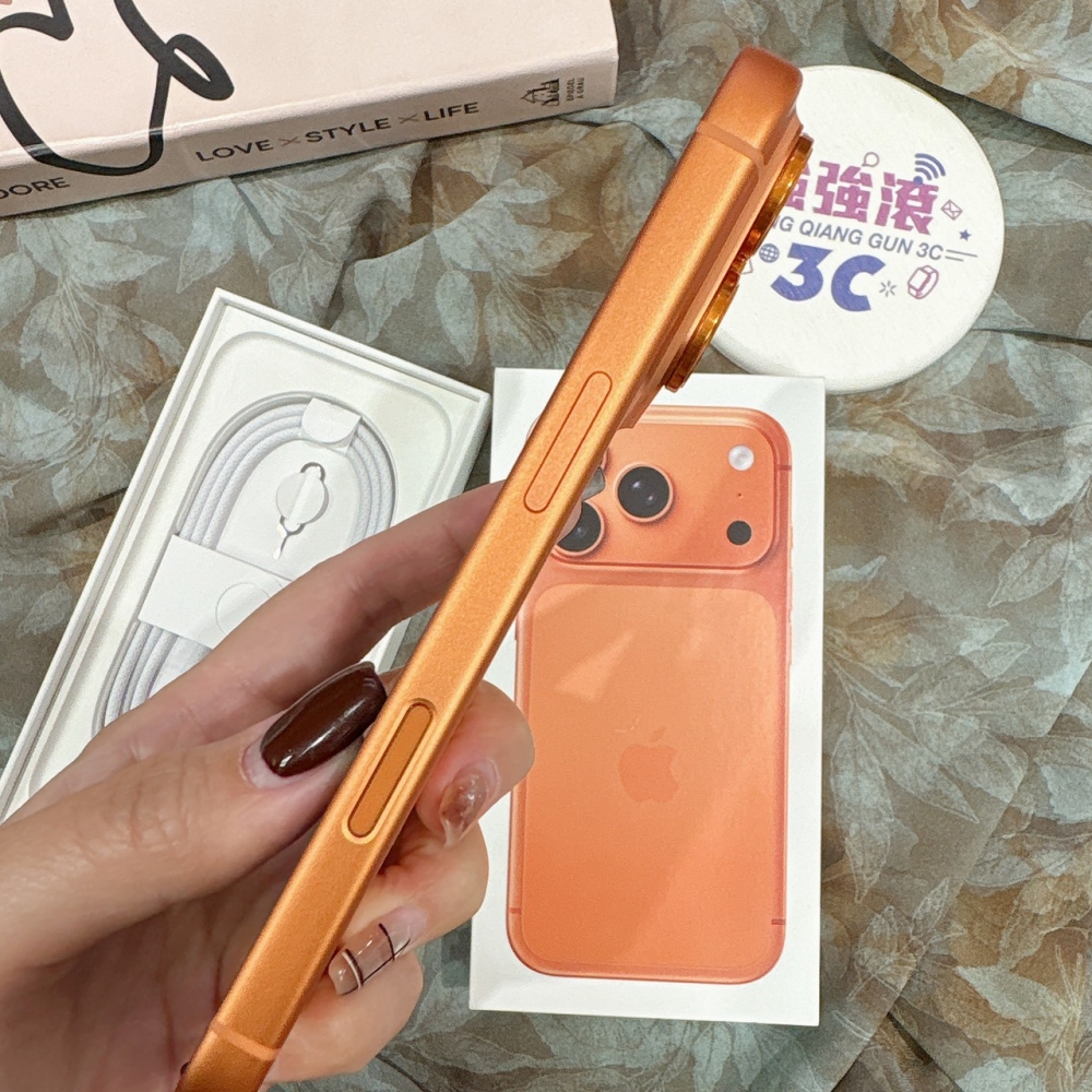 二手 iPhone17Pro 256G 橘色*99168（店家保固）