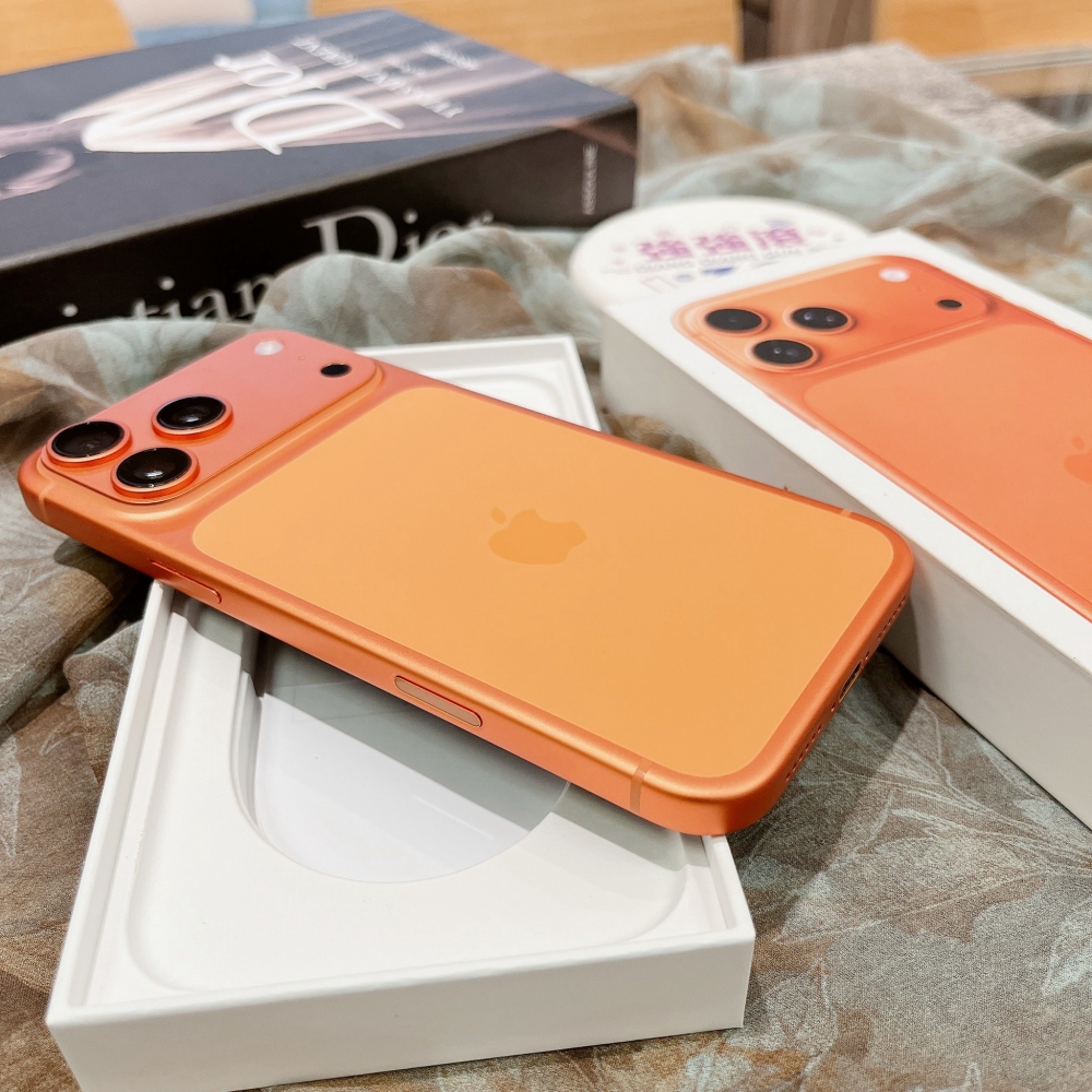 二手iPhone17 Pro Max 256G 橘色#27548(原廠保固)