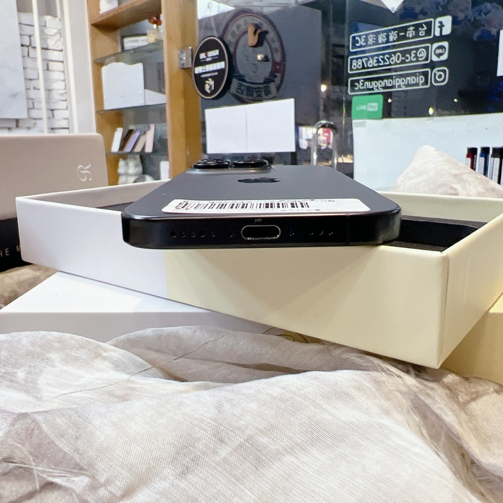 二手iPhone 16PRO 256G 黑色*58051(店家保365天)