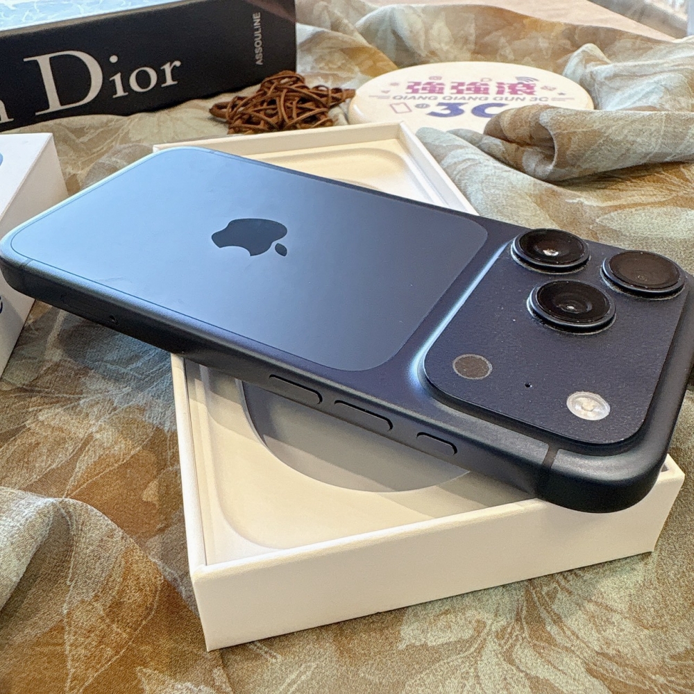 二手 iPhone17Pro 1TB 藍色*08547（原廠保固）