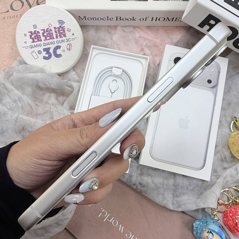 歸仁- 二手iPhone 17pro max 256G 銀色*97973(店家保365天)